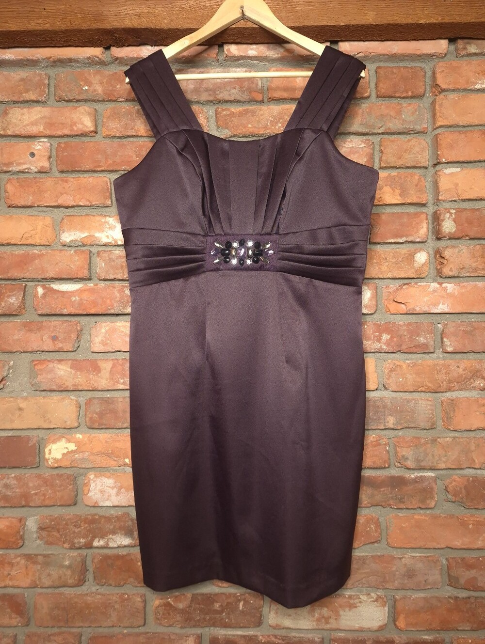 Cleo Petite Size 14 Purple Satin Embellished Cocktail Dress Faceted Jewel Formal
